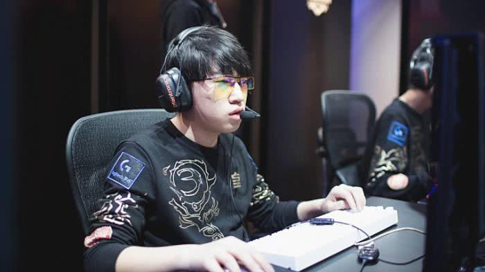 们充满期待 们充满期待