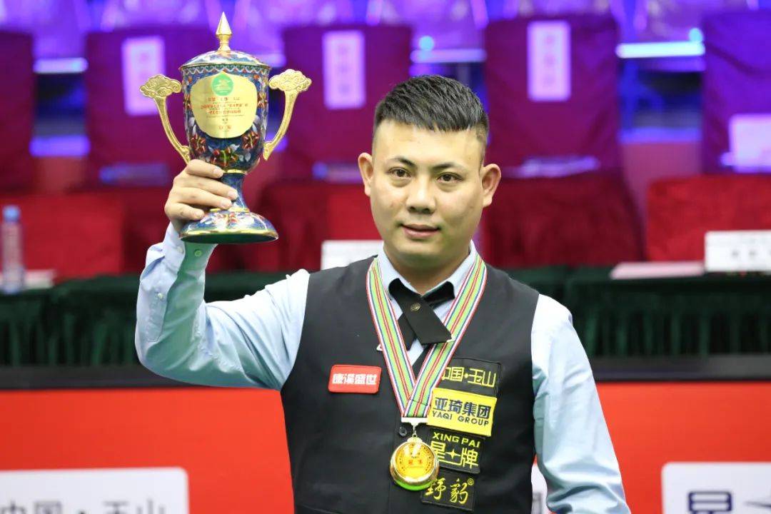 员的精湛技 员的精湛技